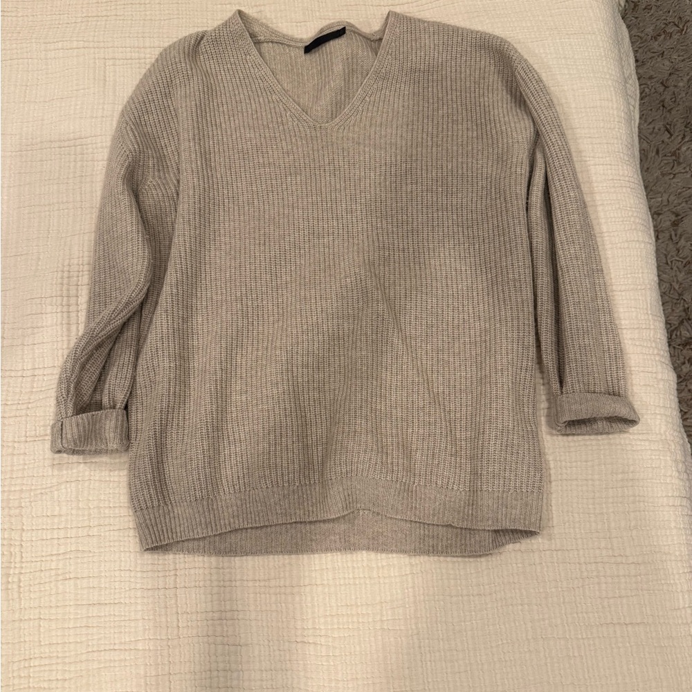 Jenni Kayne V-Neck Ribbed Sweater - Cream